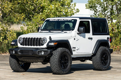 Rough Country 79670 2.5 Inch Lift Kit | Coils | V2 | Jeep Wrangler JL 4WD (2024-2025)