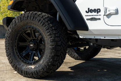 Rough Country 84180918 Rough Country 84 Series Wheel | Gloss Black | 18x8.5 | 5x5 | +0mm