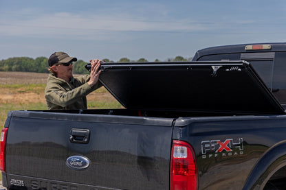 Rough Country 47214651B Hard Low Profile Bed Cover | 6'10" Bed | Ford F-250/F-350 Super Duty (99-16)
