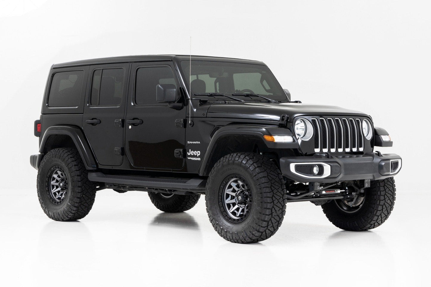 Rough Country 79340 2.5 Inch Lift Kit | Coils | M1 | Jeep Wrangler Unlimited 4WD (2024-2025)