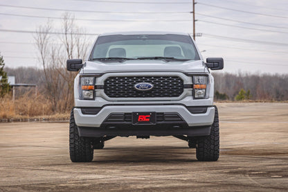 Rough Country 41840 4 inch Lift Kit | Forged UCA | M1/M1 | No Cut | Ford F-150 4WD (2021-2025)