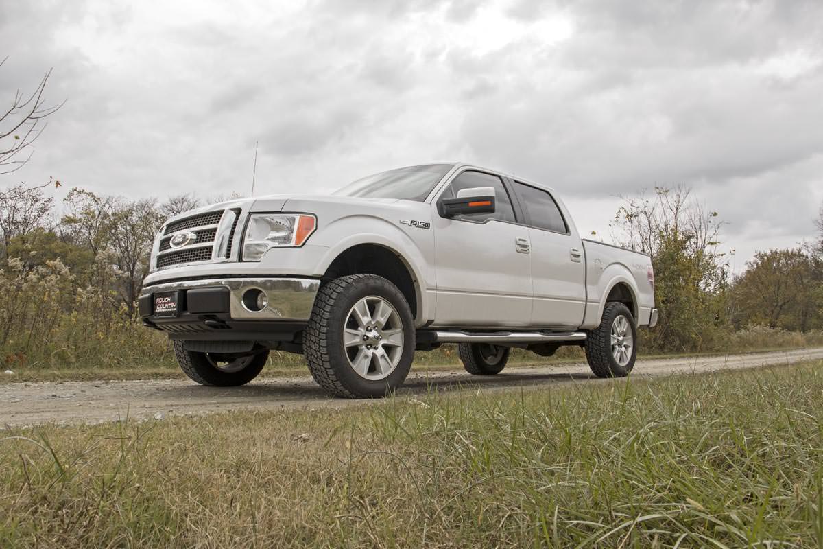 Rough Country 568RED 2 Inch Leveling Kit | Red | Ford F-150 2WD/4WD (2009-2013)