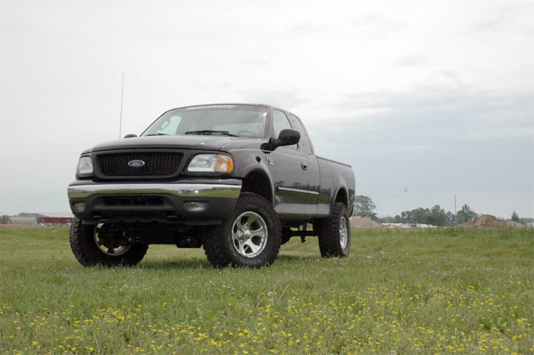 Rough Country 476.20 5 Inch Lift Kit | Ford F-150 4WD (1997-2003)