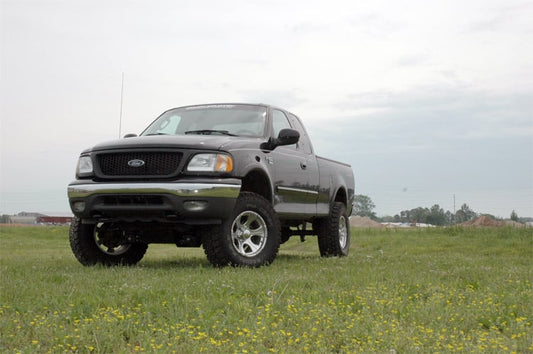 Rough Country 476.20 5 Inch Lift Kit | Ford F-150 4WD (1997-2003)