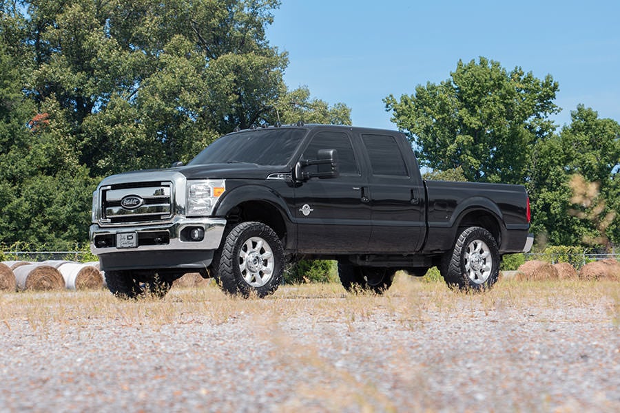 Rough Country 514 2 Inch Leveling Kit | Ford F-250/F-350 Super Duty 4WD (2005-2023)