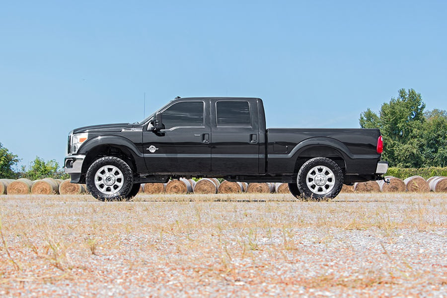 Rough Country 514 2 Inch Leveling Kit | Ford F-250/F-350 Super Duty 4WD (2005-2023)