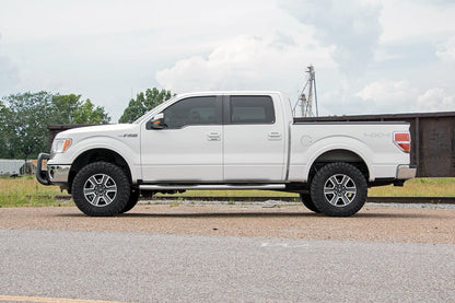 Rough Country 51013RED 3 Inch Lift Kit | Ford F-150 4WD (2009-2013)