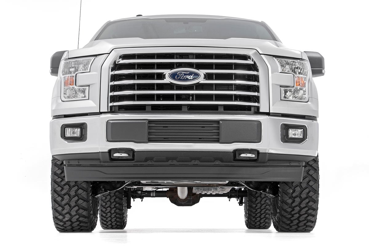Rough Country 54531RED 3 Inch Lift Kit | N3 Struts | Ford F-150 4WD (2014-2020)