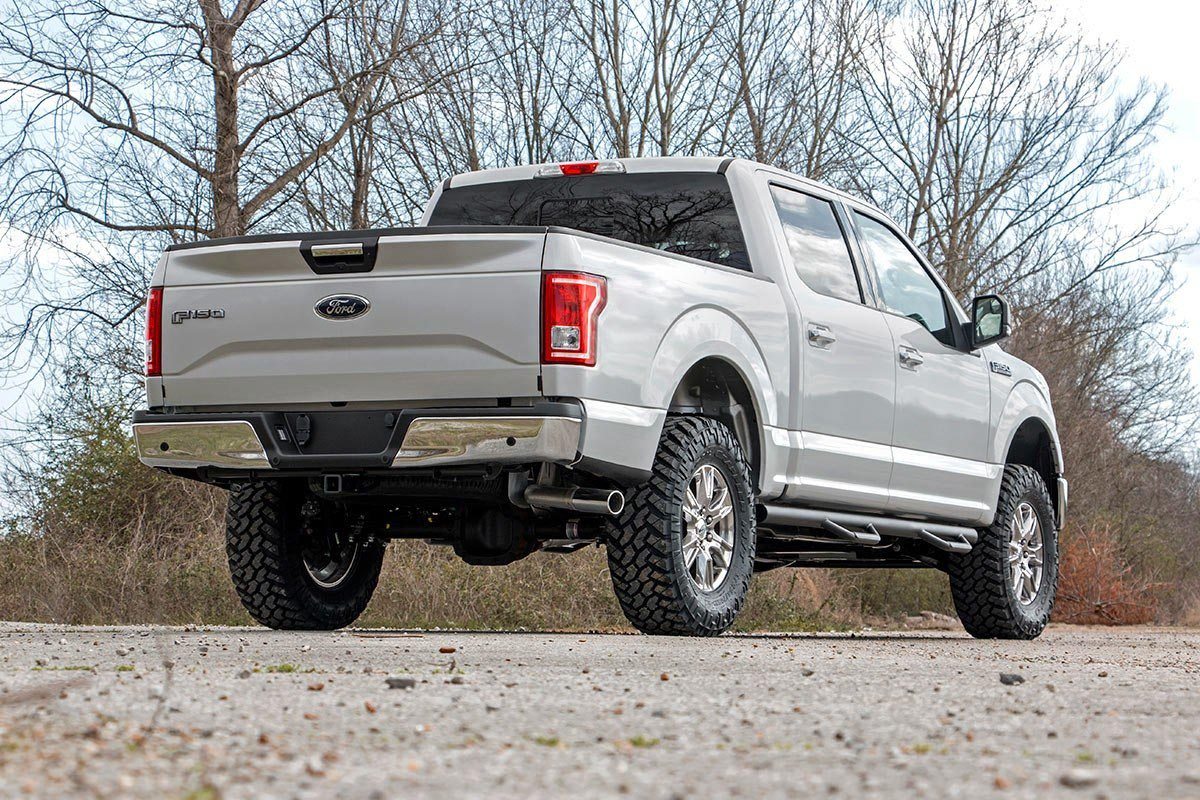 Rough Country 54540RED 3 Inch Lift Kit | M1 Struts | Ford F-150 4WD (2014-2020)