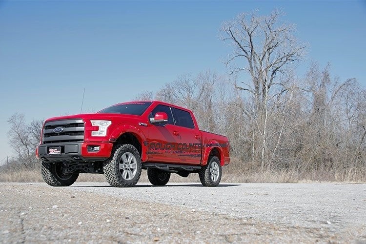 Rough Country 55531 4 Inch Lift Kit | N3 Struts | Ford F-150 4WD (2015-2020)