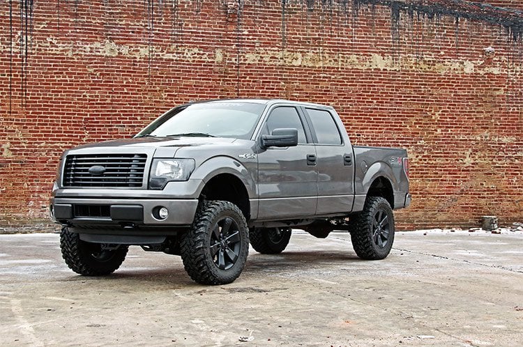 Rough Country 57540 6 Inch Lift Kit | M1 Struts/M1 | Ford F-150 4WD (2014)