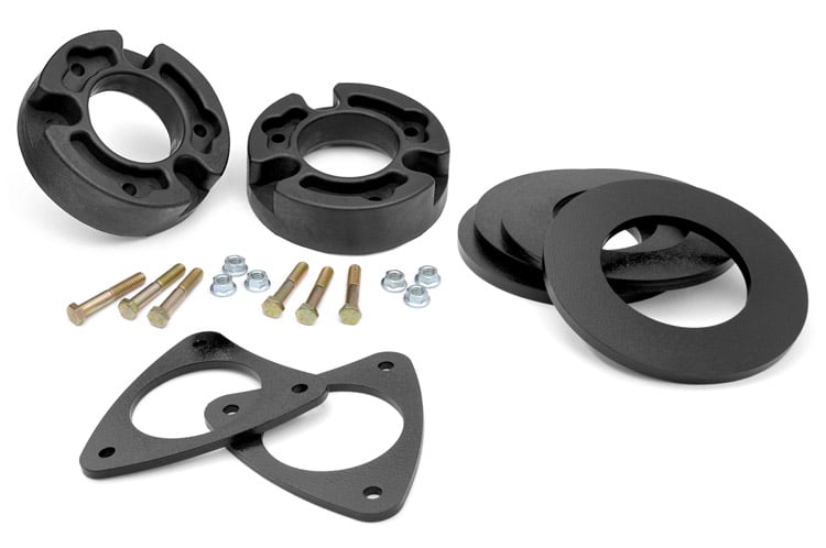 Rough Country 585 2.5 Inch Lift Kit | Ford Expedition 2WD/4WD (2003-2013)