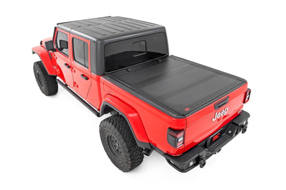 Rough Country 49620500 Hard Tri-Fold Flip Up Bed Cover | 5' Bed | Jeep Gladiator JT 4WD (2020-2025)