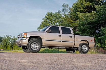 Rough Country 28340 1.5-2 Inch Lift Kit | M1 | Chevy Silverado & GMC Sierra 1500 4WD (1999-2006 & Classic)