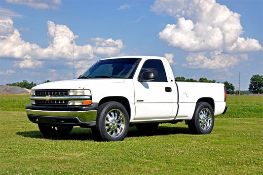 Rough Country 7599 1.5 Inch Leveling Kit | Chevy Silverado & GMC Sierra 1500 2WD (1999-2006 & Classic)