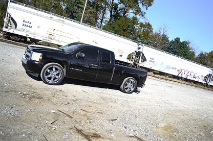 Rough Country 721.20 Lowering Kit | Knuckle | 2"FR | 4"RR | Chevy/GMC 1500 (07-14)