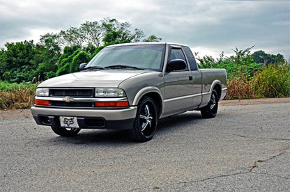 Rough Country 724 Lowering Kit | 2 Inch FR | 2.5 Inch RR | Chevy/GMC Blazer/S15 Jimmy/Sonoma 2WD