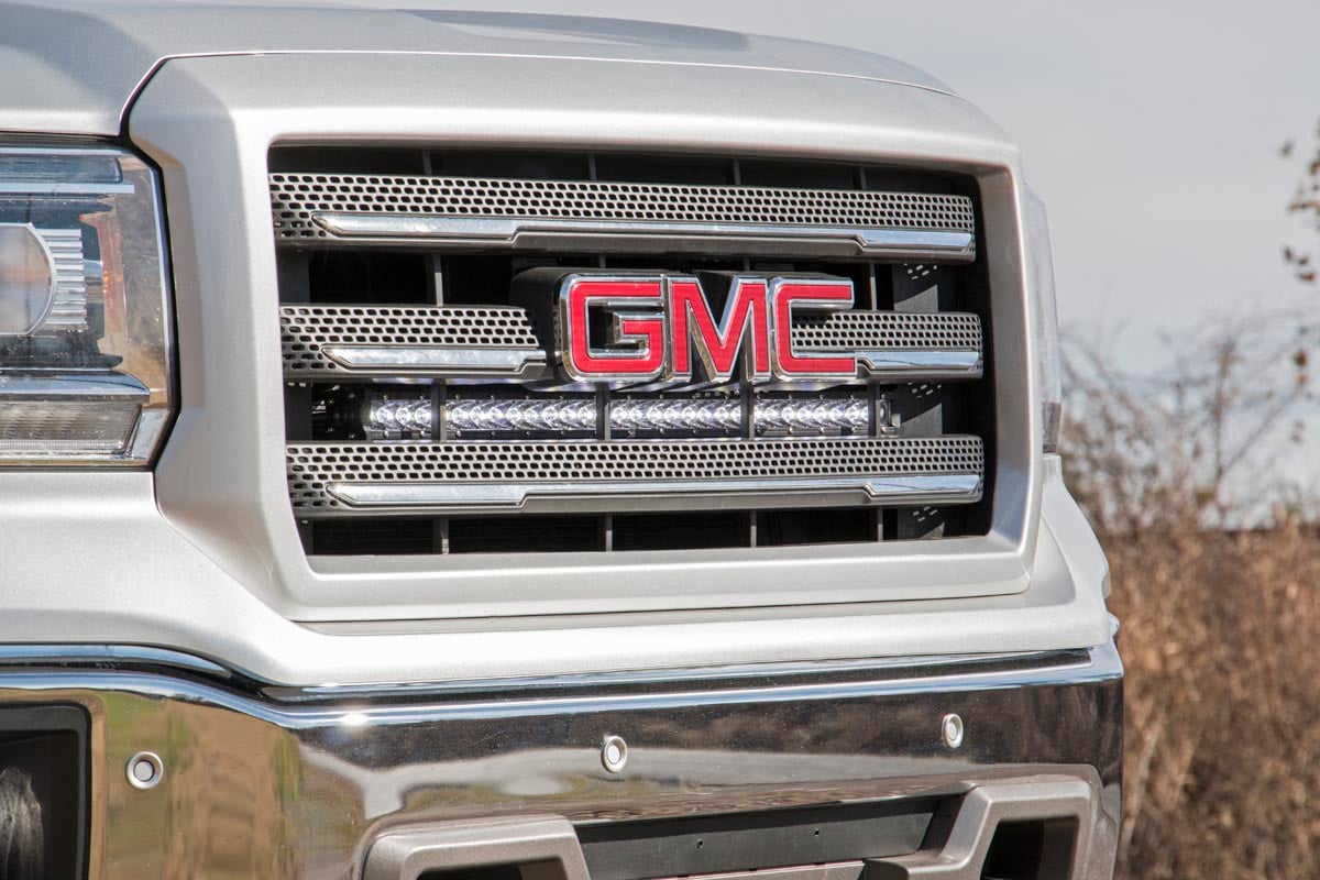 Rough Country 70625 LED Light Kit | Behind Grille Mount | 30" Chrome Single Row | Chevy/GMC 1500 (14-18 & Classic)