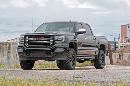 Rough Country 27740 3.5 Inch Lift Kit | UCA | M1 Struts | Chevy/GMC 1500 (07-13)