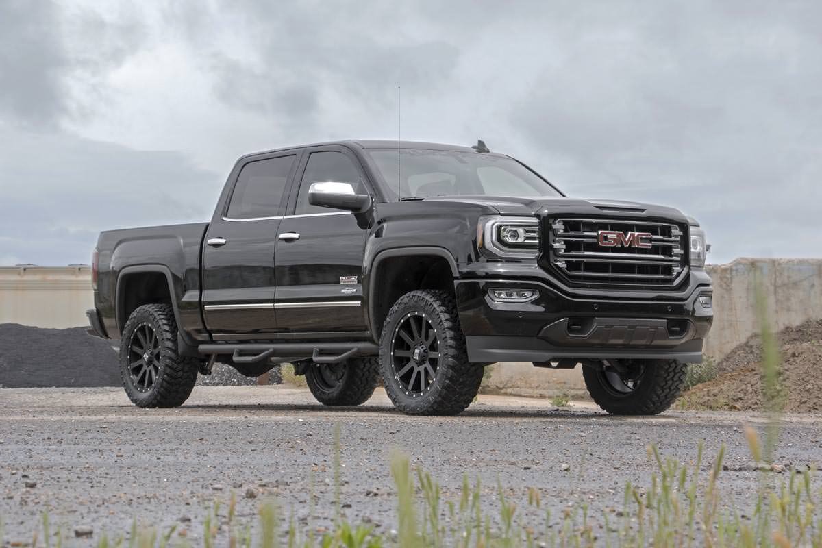 Rough Country 19450 3.5 Inch Lift Kit | Forged UCA | Vertex | Chevy/GMC 1500 (07-16)