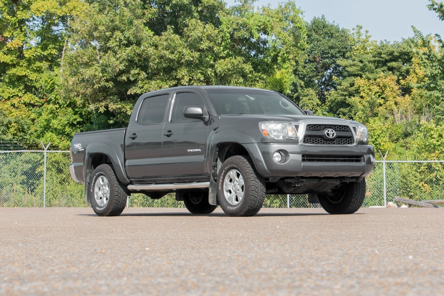 Rough Country 502075 M1 Adjustable Leveling Struts | Monotube | 0-2" | Toyota Tacoma (05-23)