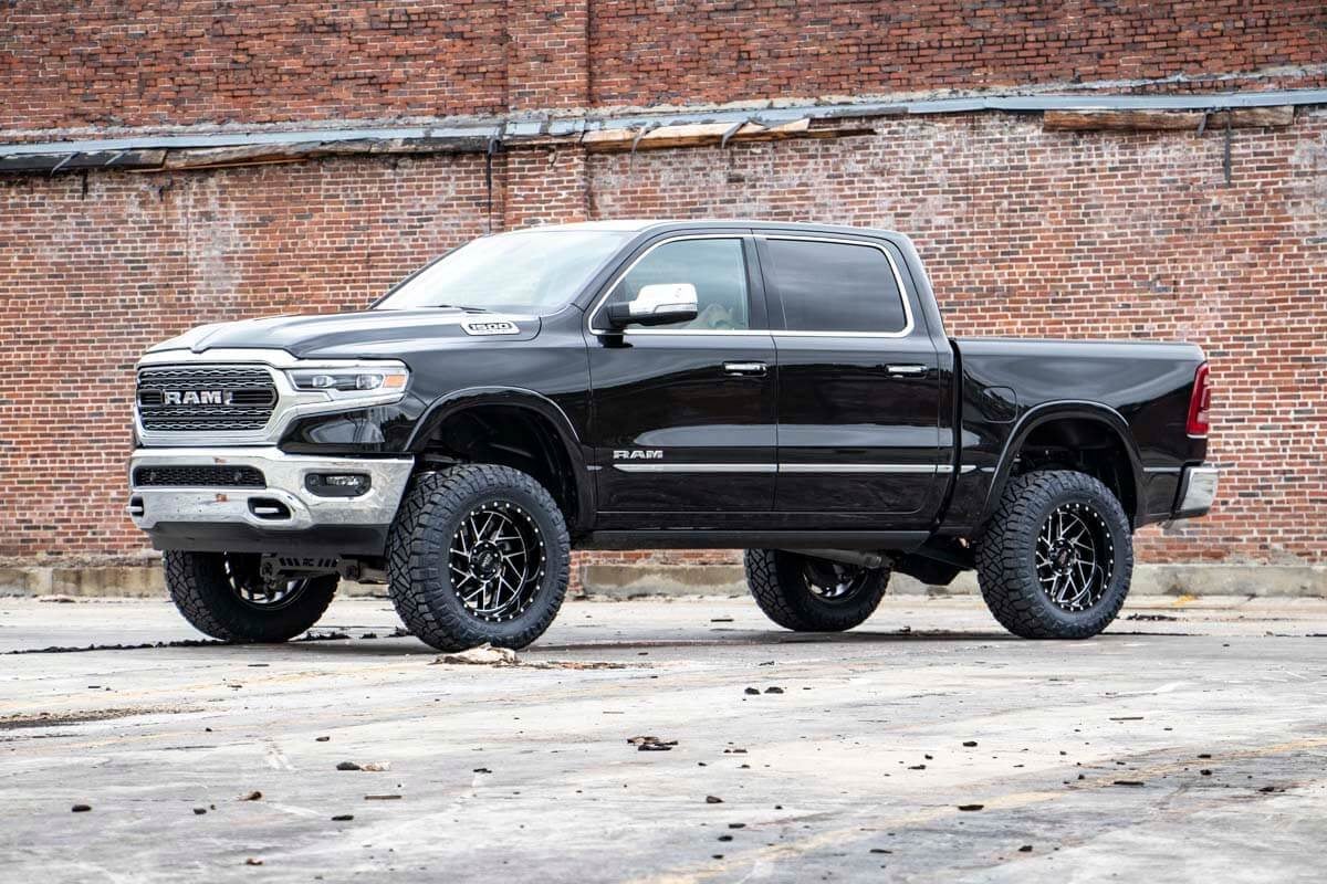Rough Country 34430A 5 Inch Lift Kit | 22XL | Air Ride | Ram 1500 4WD (2019-2024)