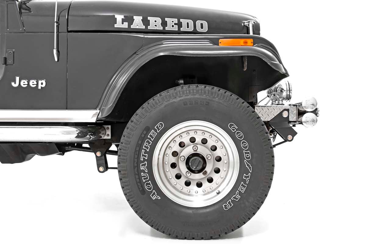 Rough Country 5059 Front Shackle Reversal Kit | Jeep CJ5/CJ7 5 4WD (1976-1983)