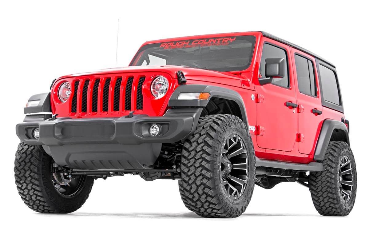 Rough Country 66670 2.5 Inch Lift Kit | Coils | V2 | Jeep Wrangler Unlimited Rubicon 4WD (18-23)