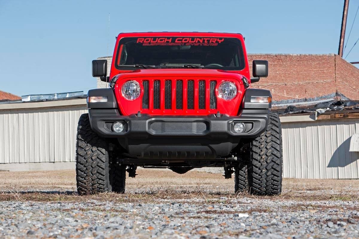 Rough Country 91340 2.5 Inch Lift Kit | Coils | M1 | Jeep Wrangler JL 4WD (2018-2023)