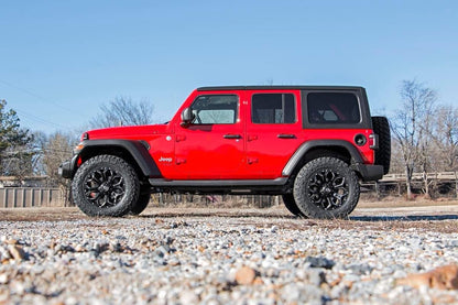 Rough Country 67744 2.5 Inch Lift Kit | Coils | M1R | Jeep Wrangler Unlimited 4WD (2018-2023)