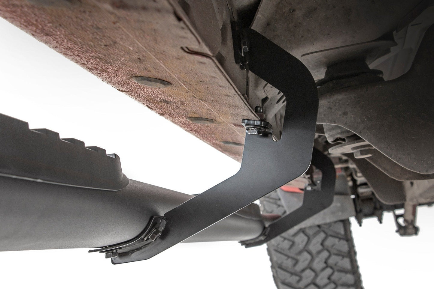 Rough Country 21001 Oval Nerf Step | Crew Cab | Chevy/GMC 1500/2500HD/3500HD (07-19 & Classic)
