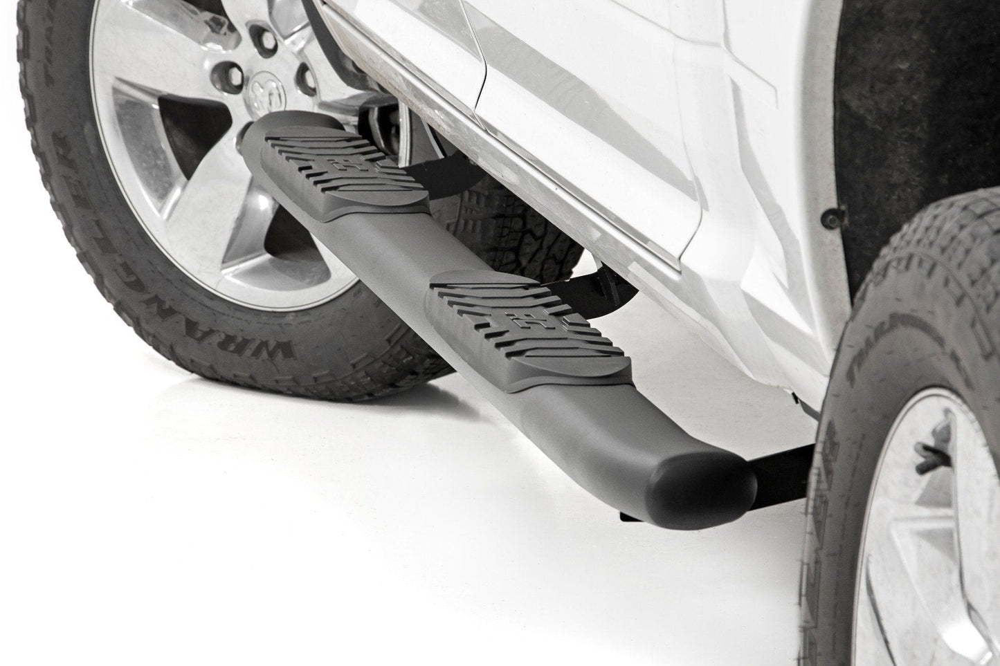 Rough Country 21003 Oval Nerf Step | Crew Cab | Black | Ram 1500/2500/3500 2WD/4WD (2010-2025 & Classic)