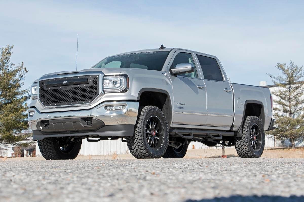 Rough Country 12157 3.5 Inch Lift Kit | Alu/Stamp Steel LCA | Vertex/V2 | Chevy/GMC 1500 (14-18 & Classic)