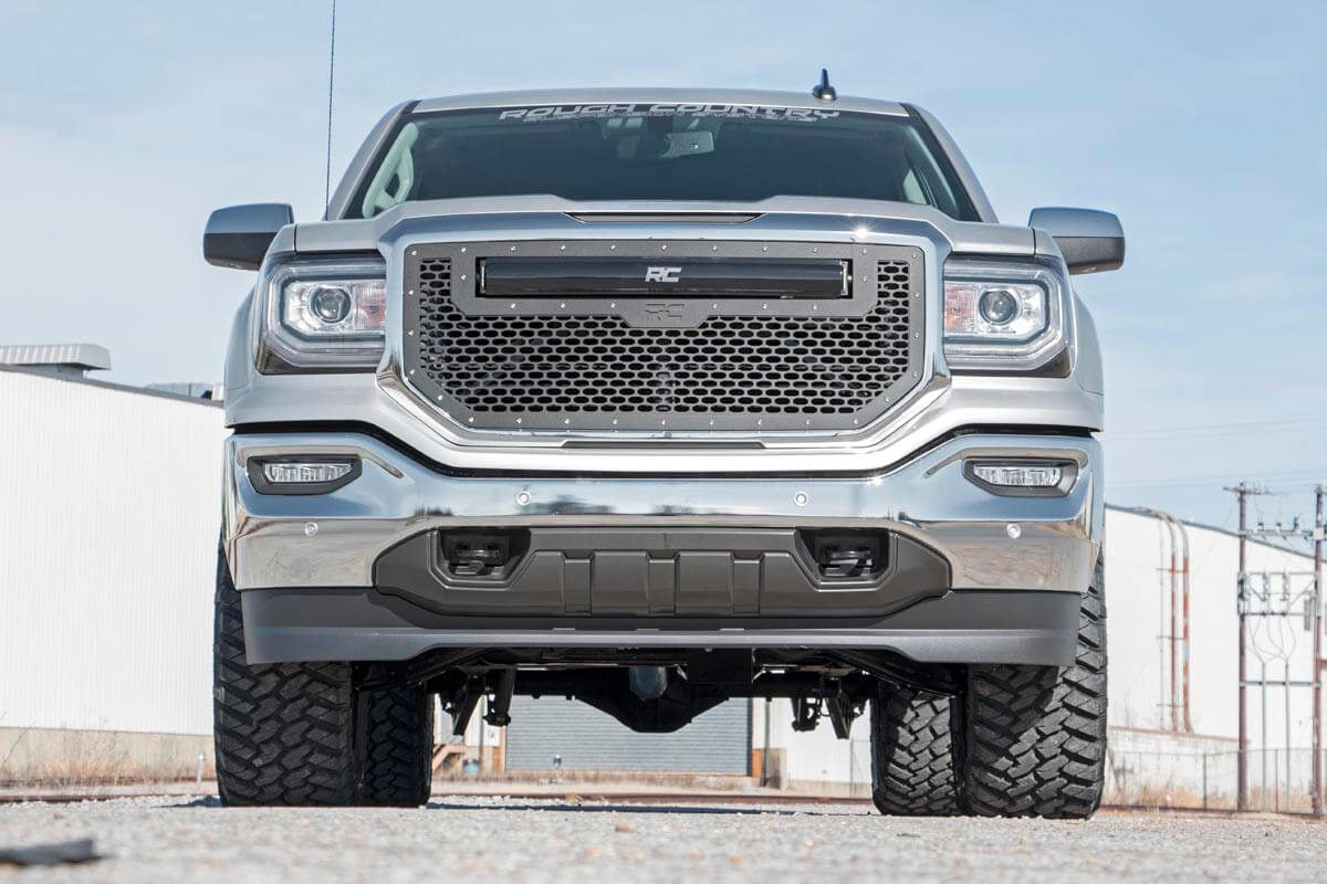 Rough Country 12150 3.5 Inch Lift Kit | Alu/Stamp Steel | Vertex | Chevy/GMC 1500 (14-18 & Classic)