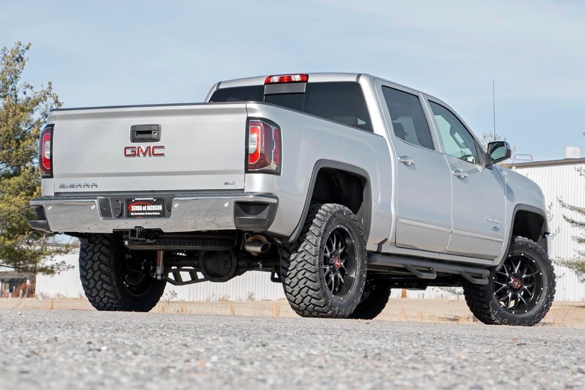 Rough Country 12450 3.5 Inch Lift Kit | Cast Steel LCA | Vertex | Chevy/GMC 1500 (14-18 & Classic)