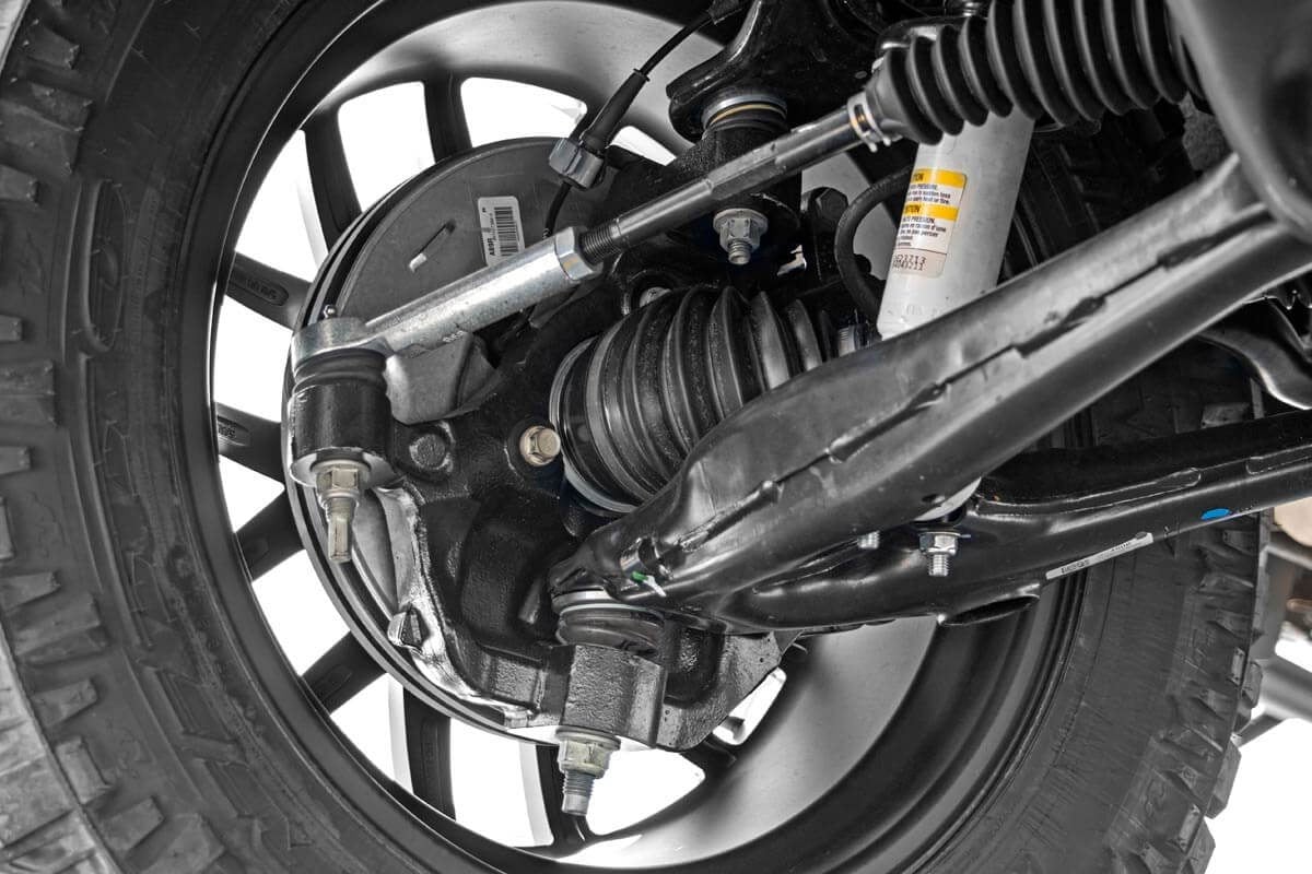Rough Country 12430 3.5 Inch Lift Kit | Cast Steel LCA | Chevy/GMC 1500 (14-18 & Classic)