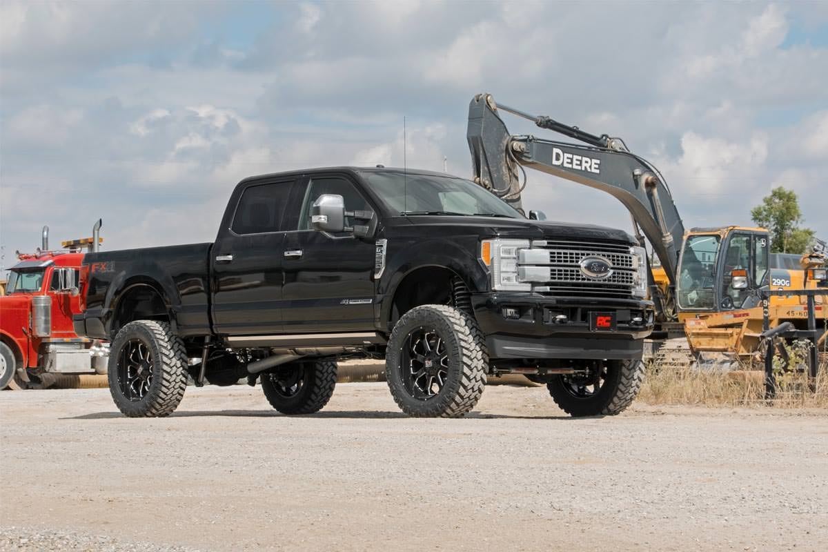 Rough Country 50841 6 Inch Lift Kit | Diesel | 4 Link | M1 | Ford F-250/F-350 Super Duty (17-22)