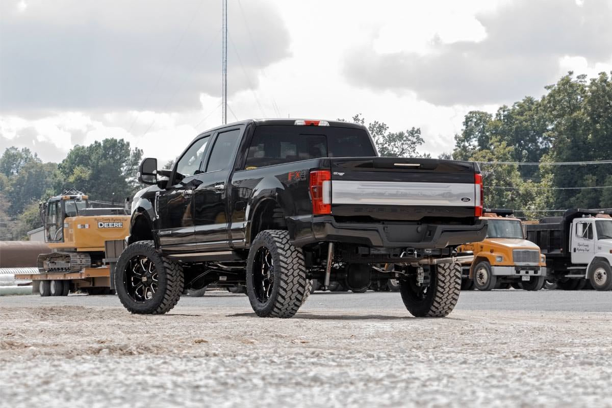 Rough Country 55850 6 Inch Lift Kit | Radius Arm | No OVLD | Vertex | Ford F-250/F-350 Super Duty (17-22)