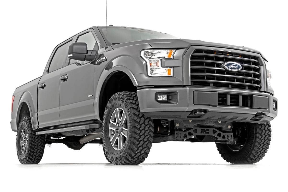 Rough Country 55530 4 Inch Lift Kit | Ford F-150 4WD (2015-2020)