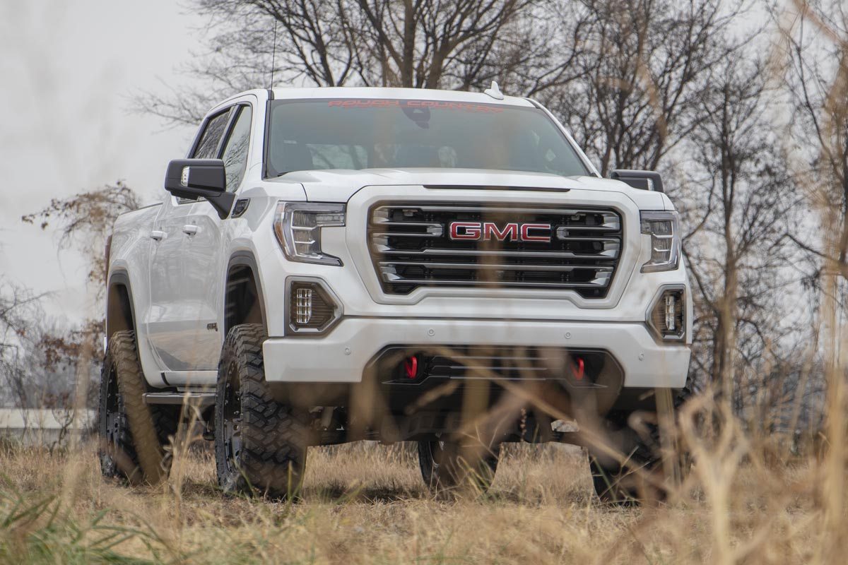 Rough Country 27550 4 Inch Lift Kit | AT4/Trailboss | Vertex | Chevy/GMC Sierra 1500 (19-24)/Silverado 1500 (19-24)