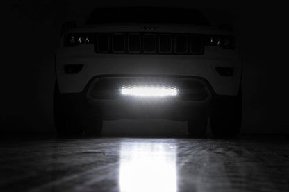 Rough Country 70775 LED Light Kit | Bumper Mount | 20" Chrome Dual Row | White DRL | Jeep Grand Cherokee WK2 (11-20)
