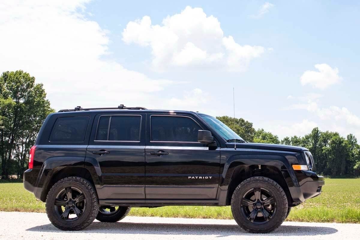 Rough Country 66531 2 Inch Lift Kit | N3 Front Struts | Jeep Compass (07-16)/Patriot (10-17)