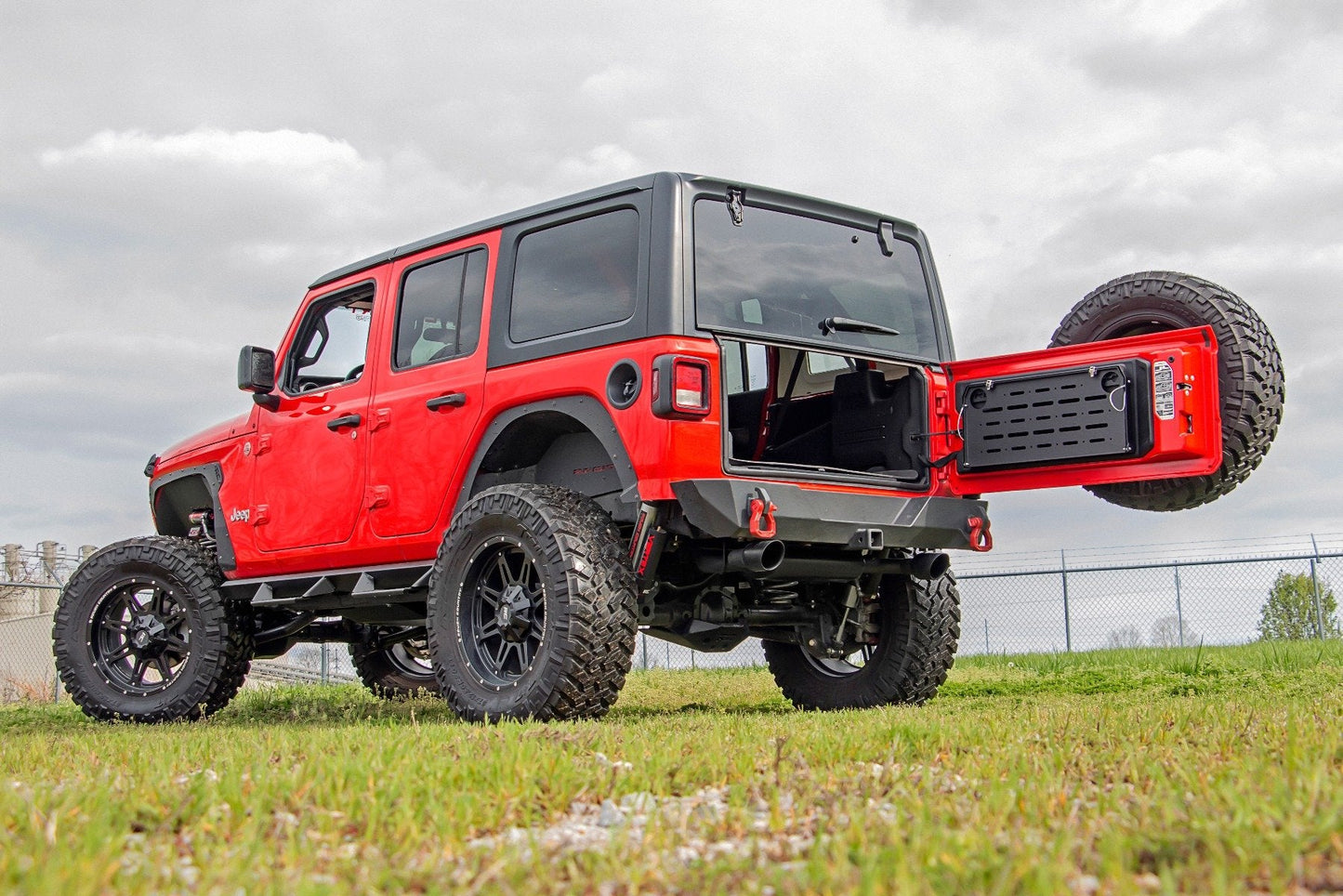 Rough Country 10625 Tailgate Table | Jeep Wrangler JL (18-25)/Wrangler Unlimited (18-25)
