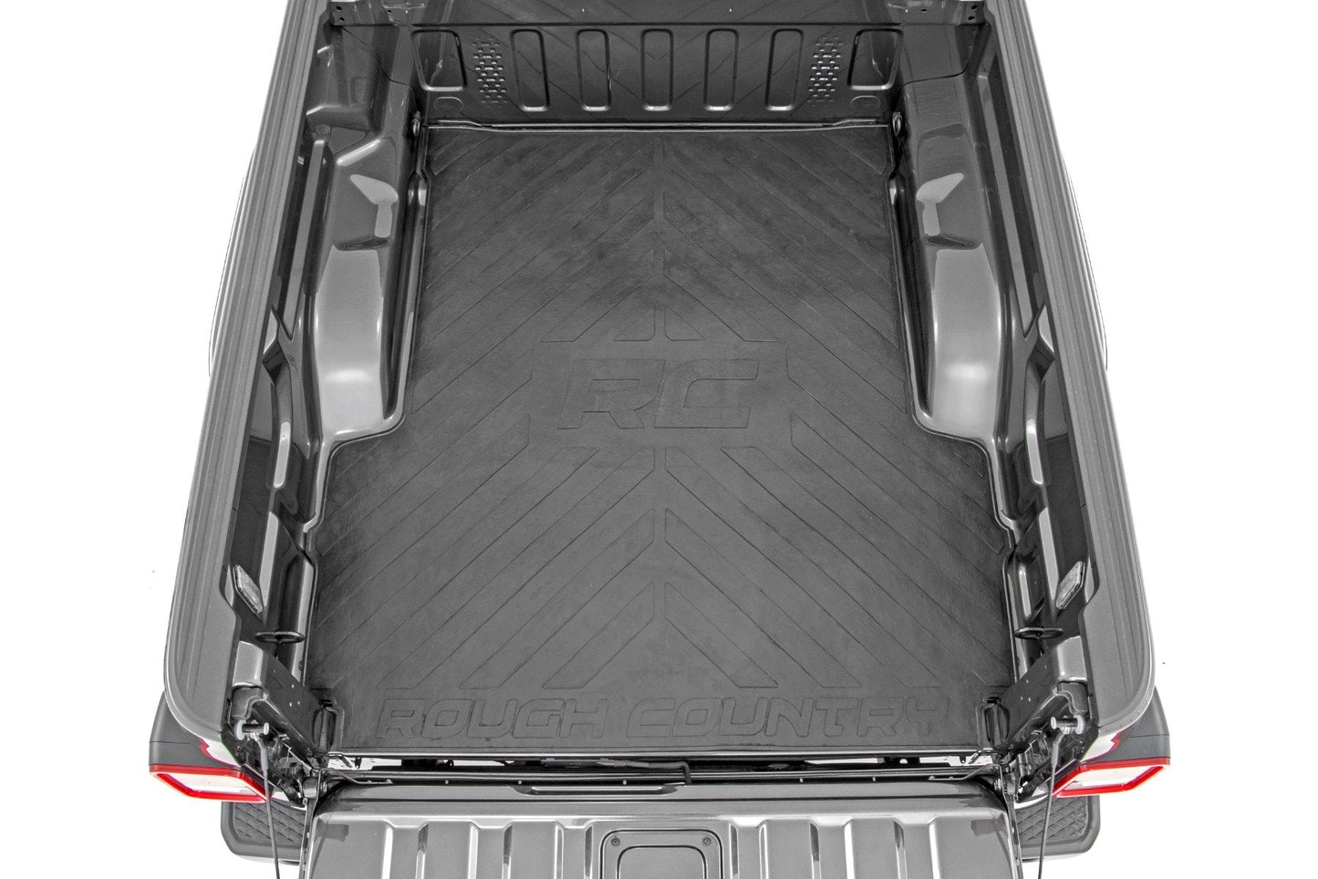 Rough Country RCM687 Bed Mat | 5' Bed | RC Logo | Jeep Gladiator JT 4WD (2020-2025)