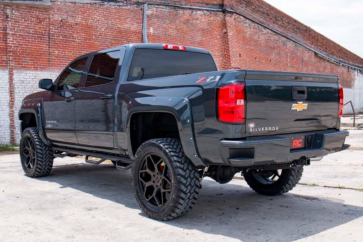 Rough Country 26450 7.5 Inch Lift Kit | Vertex | Chevy/GMC 1500 4WD (07-13)
