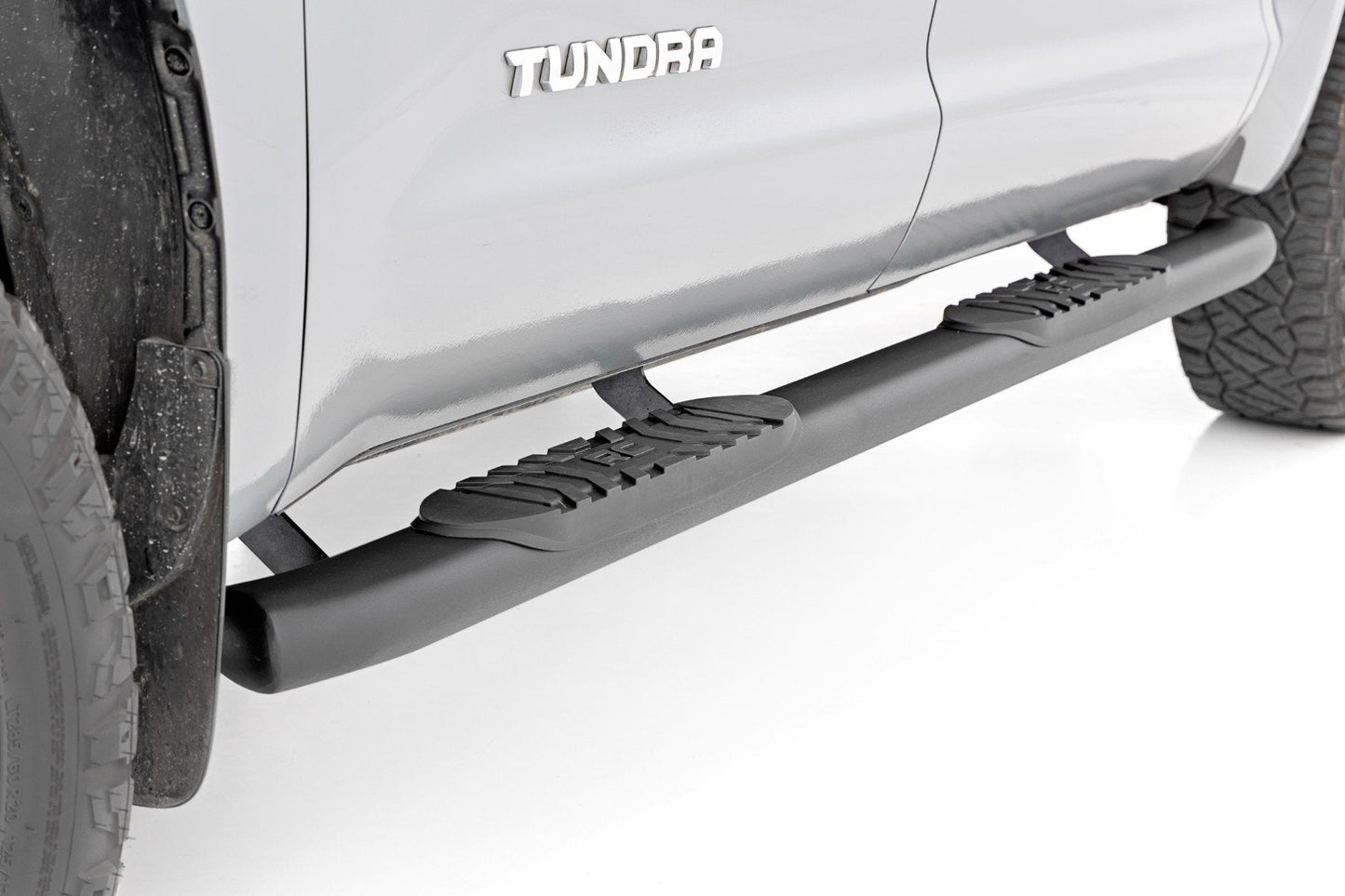 Rough Country 21009 Oval Nerf Step | Crew Cab | Black | Toyota Tundra 2WD/4WD (2007-2021)