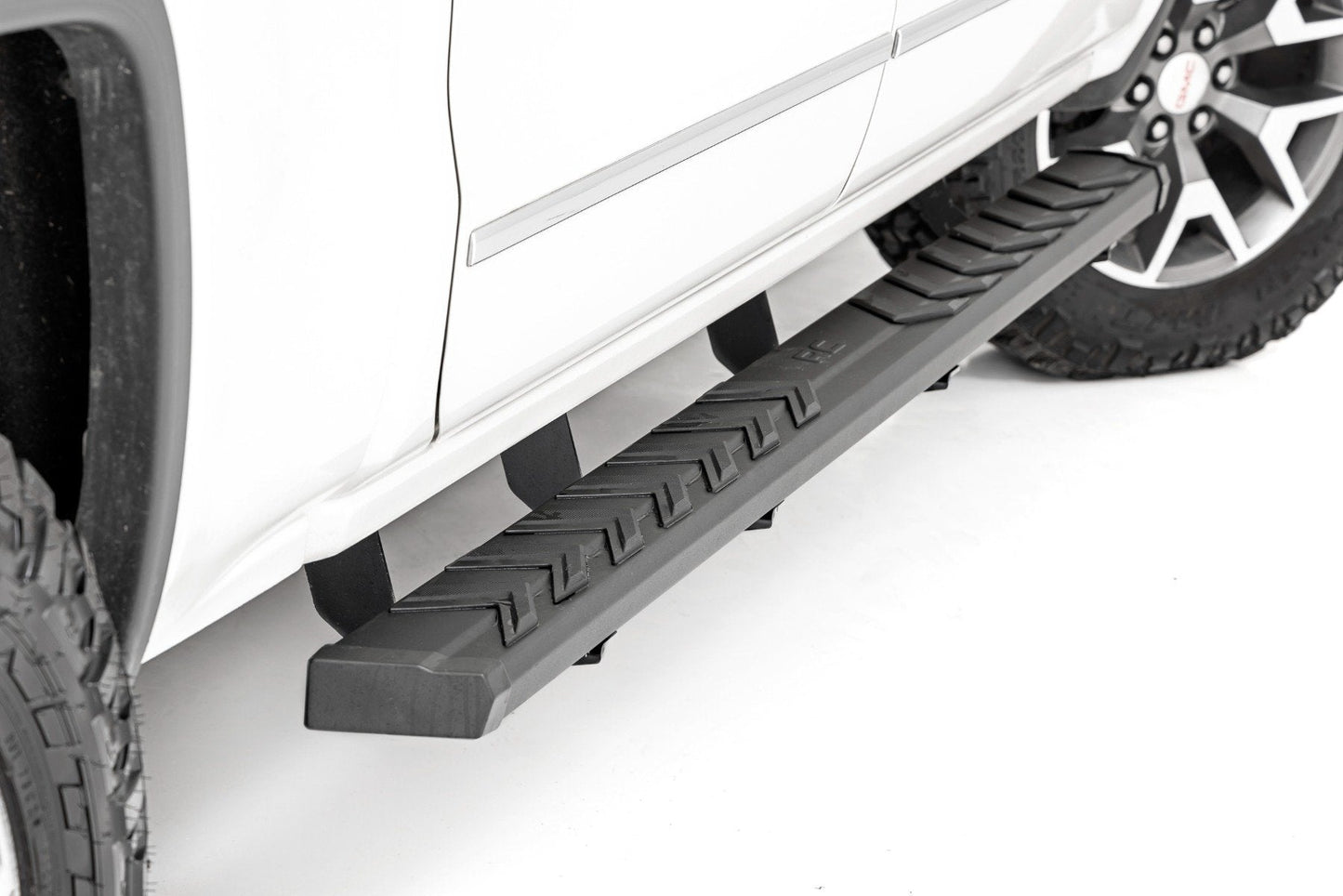 Rough Country 41001A BA2 Running Board | Side Step Bars | Chevy/GMC 1500/2500HD/3500HD (07-19 & Classic)