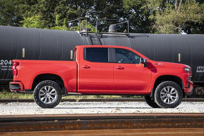 Rough Country 28250 3.5 Inch Lift Kit | Vertex | Rear Mono Leaf | Chevy Silverado 1500 (22-24)