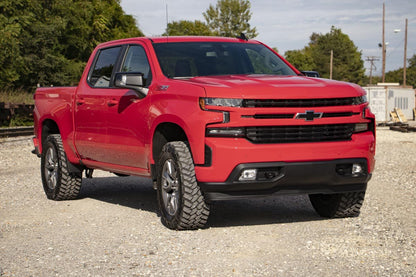 Rough Country 28840RED_A 3.5 Inch Lift Kit | Mono Leaf Rear | M1 Struts/M1 | GMC Sierra 1500 (25-26)