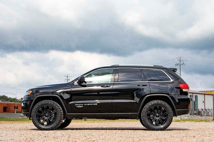 Rough Country 60300 2.5 Inch Lift Kit | Jeep Grand Cherokee WK2 2WD/4WD (2011-2022)